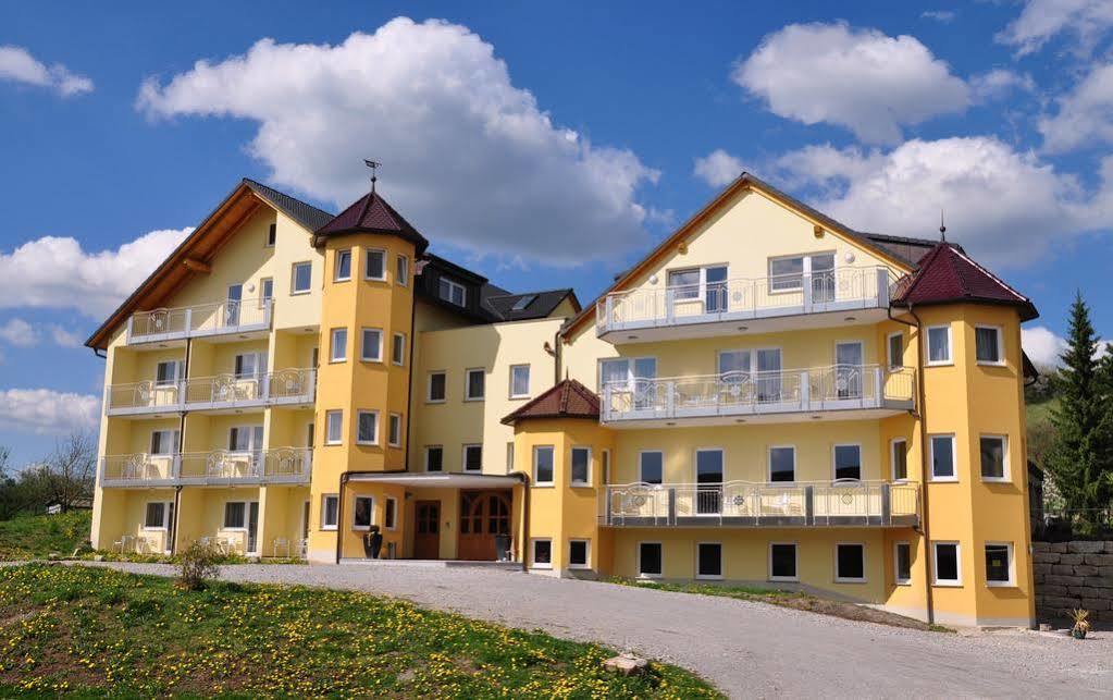 Hotel Wender Vehlberg Екстериор снимка